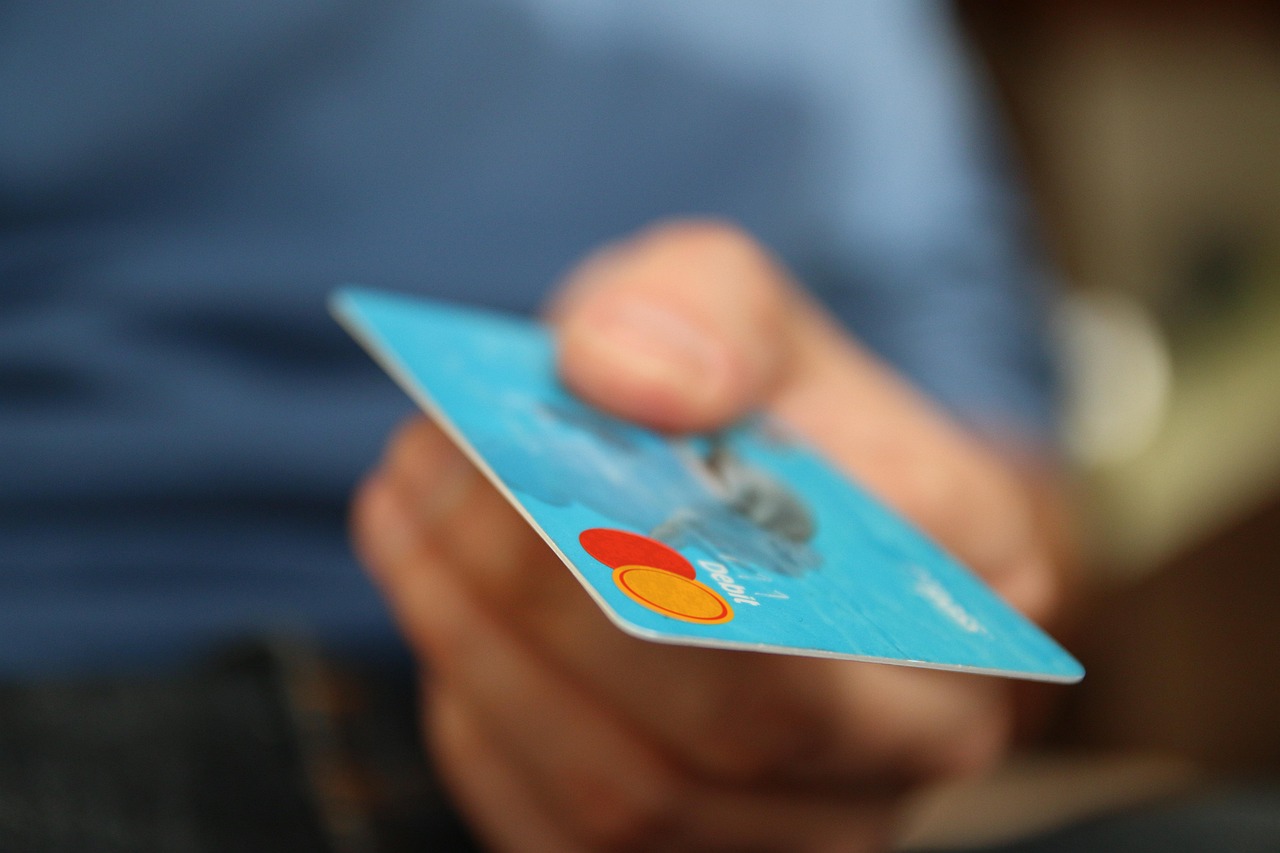 カード詐欺の返金手続きはどうすればいい？