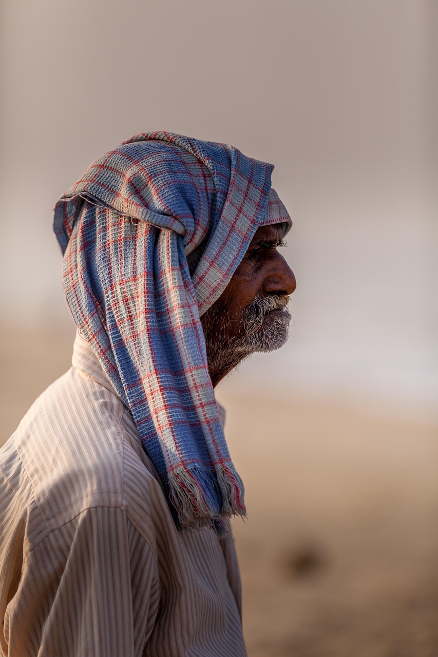 シニアがSNS詐欺に遭った場合の法的対応方法とは？